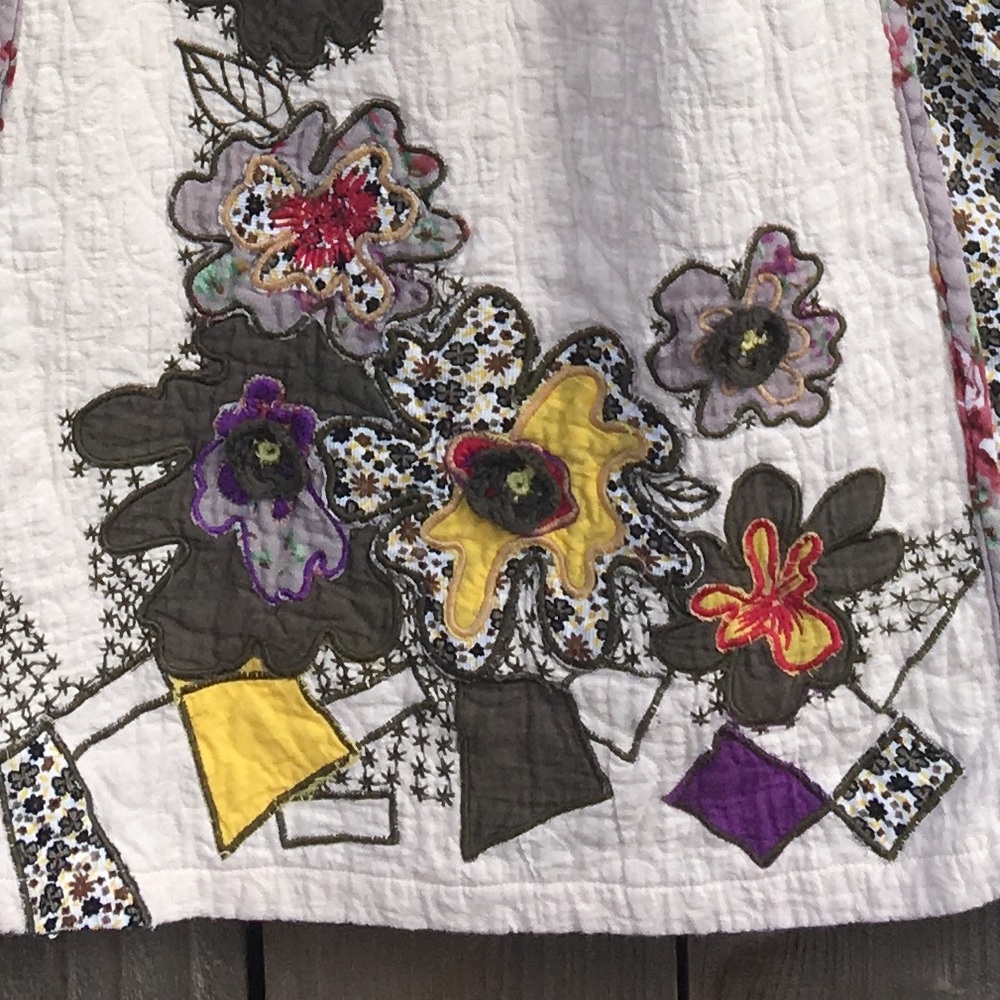Quilted Embroidered PARVAZ  Dress!! - Picture 4 of 9